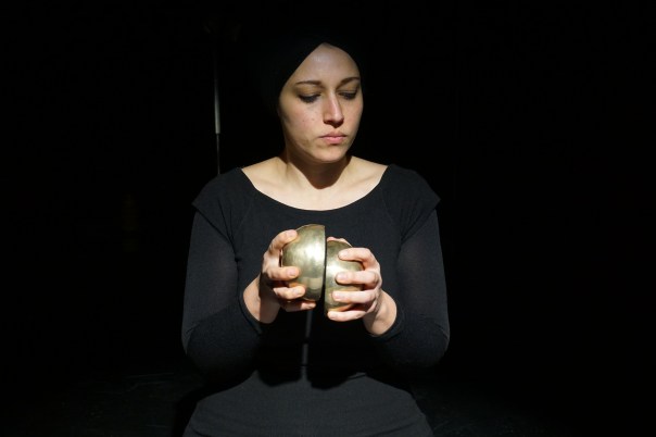 Aviva Endean performs Dual Rituals. Photo by Alexander Gellmann.